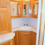 2004 SUN VOYAGER 8351MXG Class-A, By Gulf Stream, 2-Slide-Outs-Thumbnail