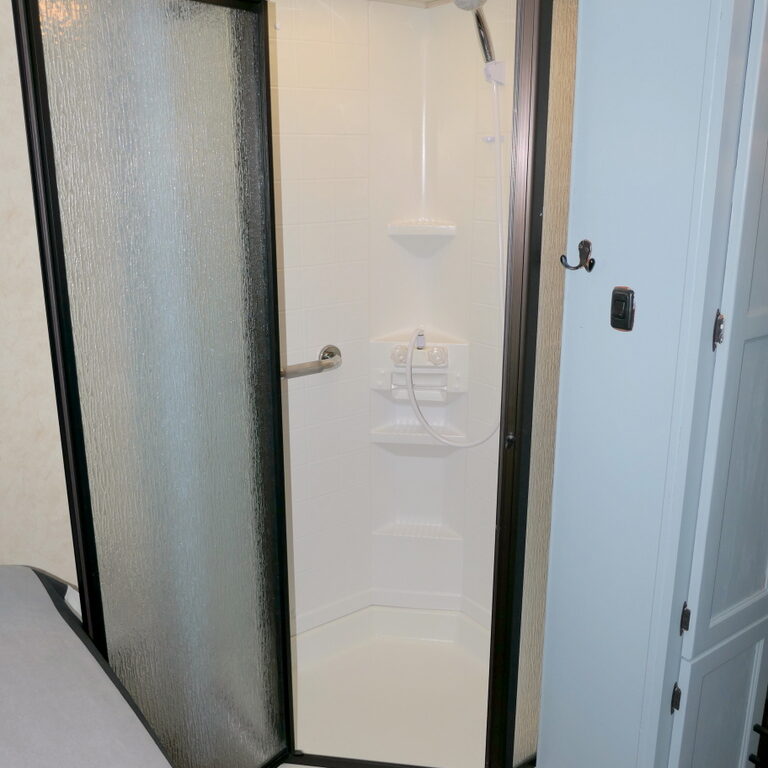 2012 Coachmen FREELANDER 28QB-LTD Class-C, Non-Slide, Sleeps-8-Image