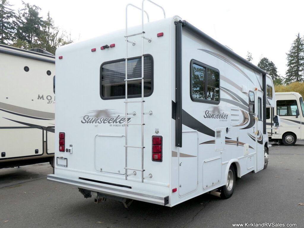 2014 Forest River SUNSEEKER 2300 Class-C, Non-Slide, Only 24′ Long!-Image