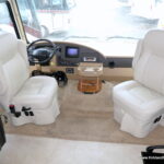 2015 Winnebago VISTA 31KE Class-A, Slide-Out, Solar, Great Storage!-Thumbnail