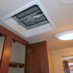 2015 Winnebago VISTA 31KE Class-A, Slide-Out, Solar, Great Storage!-Thumbnail