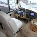 2015 Winnebago VISTA 31KE Class-A, Slide-Out, Solar, Great Storage!-Thumbnail