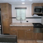 2018 Dutchmen ASPEN TRAIL 2390RKS Travel Trailer, Slide-Out, Like New!-Thumbnail