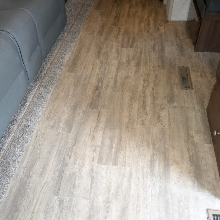 2024 ARTIC FOX NORTH FORK 25W TT by Northwood, Slide-Out-Image