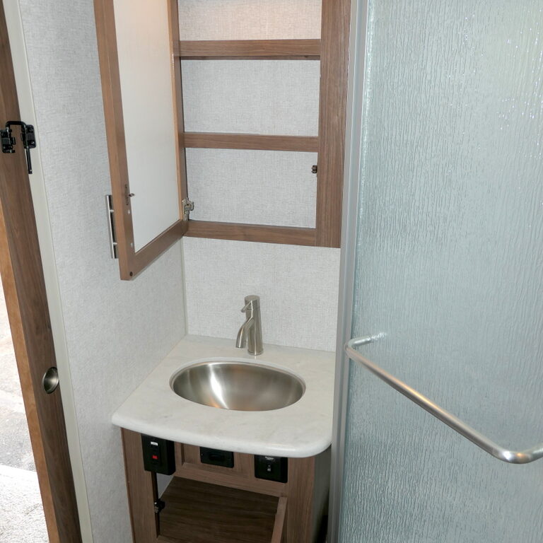 2024 ARTIC FOX NORTH FORK 25W TT by Northwood, Slide-Out-Image