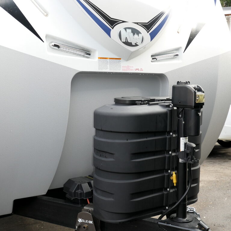 2024 ARTIC FOX NORTH FORK 25W TT by Northwood, Slide-Out-Image