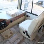 2014 Winnebago VISTA 27N Class-A, 3-Slide-Outs, Low Miles!-Thumbnail