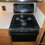 2014 Winnebago VISTA 27N Class-A, 3-Slide-Outs, Low Miles!-Thumbnail