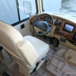 2014 Winnebago VISTA 27N Class-A, 3-Slide-Outs, Low Miles!-Thumbnail