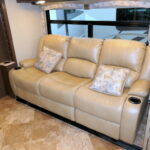 2017 Thor WINDSPORT 35M Class-A, 1-1/2 Bath, Dual AC’s, 2-Slide-Outs-Thumbnail