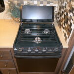 2017 Thor WINDSPORT 35M Class-A, 1-1/2 Bath, Dual AC’s, 2-Slide-Outs-Thumbnail