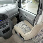 2000 Four Winds CHATEAU Sport 28A Class-C, By Thor, Non-Slide, Sleeps-8-Thumbnail