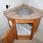 2008 Gulf Stream INDEPENDENCE 8367 Class-A, 3-Slide-Outs, Low Miles!-Thumbnail