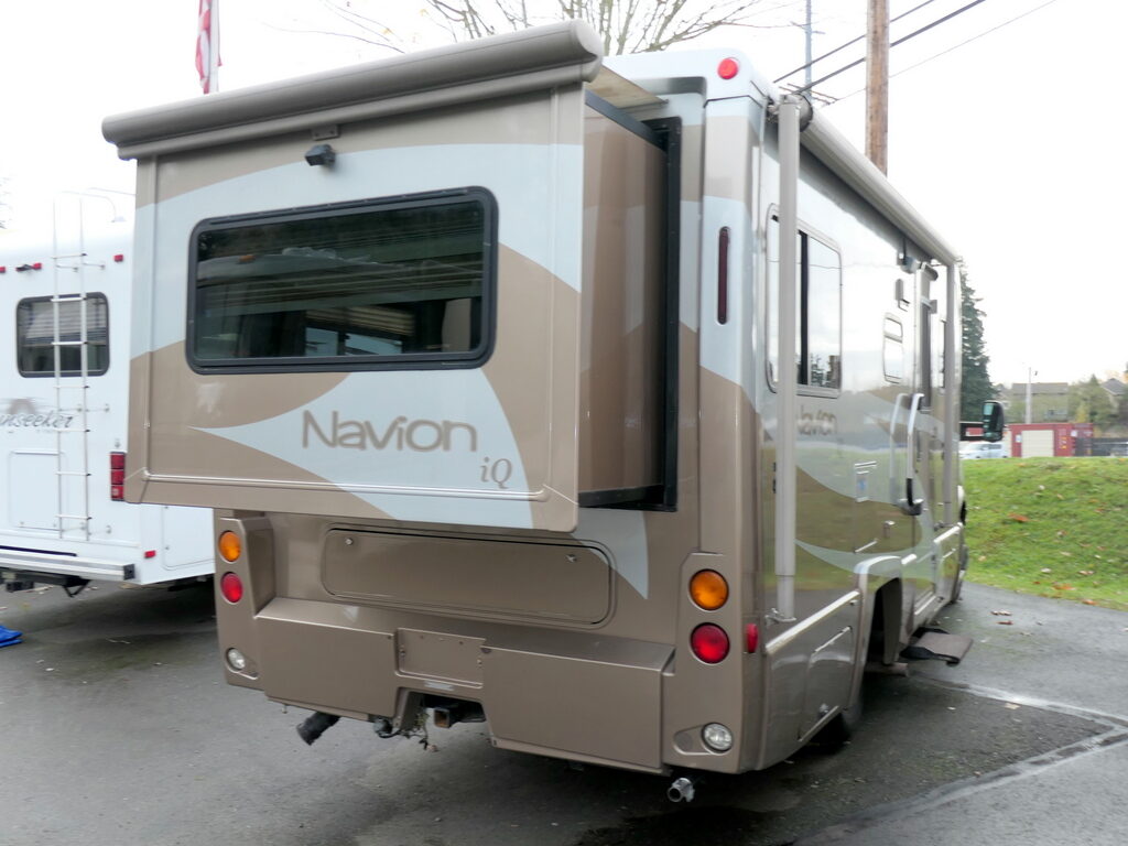 2008 Itasca NAVION IQ 24DL Class-B+, By Winnebago, Slide-Out, Full Body Paint-Image
