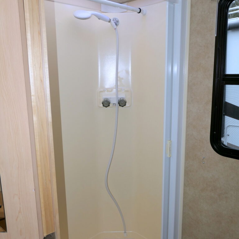 2008 Itasca NAVION IQ 24DL Class-B+, By Winnebago, Slide-Out, Full Body Paint-Image