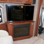 2014 Itasca SUNCRUISER 38Q Class-A, By Winnebago, 3-Slides, Full Paint, Solar!-Thumbnail