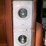 2014 Itasca SUNCRUISER 38Q Class-A, By Winnebago, 3-Slides, Full Paint, Solar!-Thumbnail