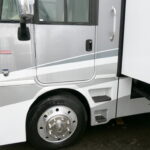 2014 Itasca SUNCRUISER 38Q Class-A, By Winnebago, 3-Slides, Full Paint, Solar!-Thumbnail