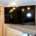 2016 Thor CHATEAU 31E Class-C, Sleeps-10, Bunks, Automatic Jacks-Thumbnail