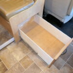 2016 Thor CHATEAU 31E Class-C, Sleeps-10, Bunks, Automatic Jacks-Thumbnail