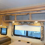 2016 Thor CHATEAU 31E Class-C, Sleeps-10, Bunks, Automatic Jacks-Thumbnail