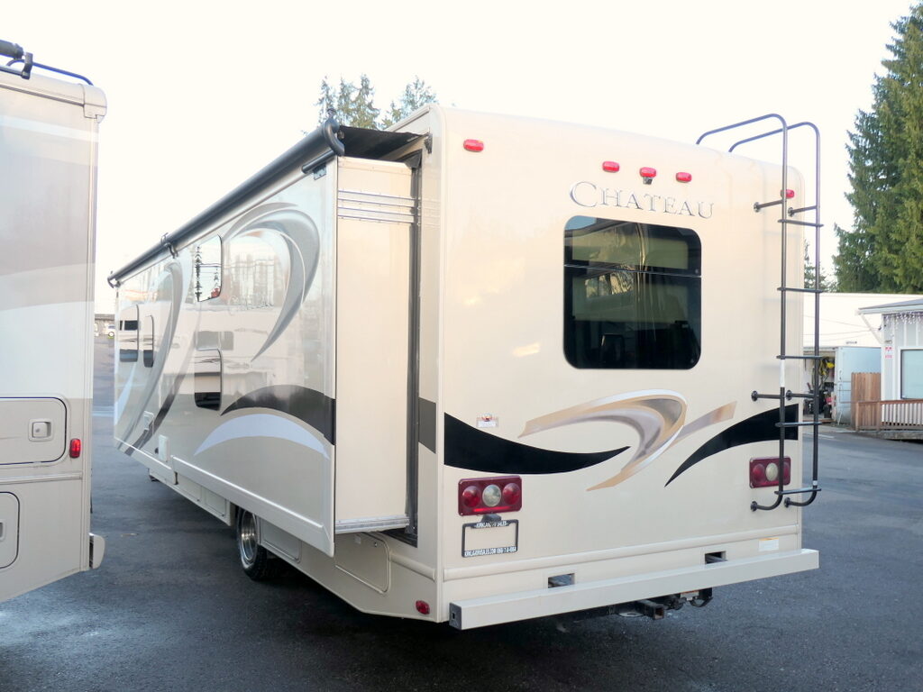 2016 Thor CHATEAU 31E Class-C, Sleeps-10, Bunks, Automatic Jacks-Image