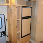 2016 Thor CHATEAU 31E Class-C, Sleeps-10, Bunks, Automatic Jacks-Thumbnail