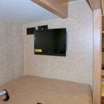 2016 Thor CHATEAU 31E Class-C, Sleeps-10, Bunks, Automatic Jacks-Thumbnail