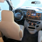 2016 Thor CHATEAU 31E Class-C, Sleeps-10, Bunks, Automatic Jacks-Thumbnail