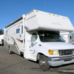 2004 Jayco GRANITE RIDGE 3100SS Class-C, Slide-Out, Clean * LOW MILES!-Thumbnail