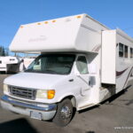 2004 Jayco GRANITE RIDGE 3100SS Class-C, Slide-Out, Clean * LOW MILES!-Thumbnail