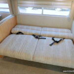 2004 Jayco GRANITE RIDGE 3100SS Class-C, Slide-Out, Clean * LOW MILES!-Thumbnail