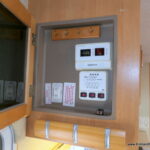 2004 Jayco GRANITE RIDGE 3100SS Class-C, Slide-Out, Clean * LOW MILES!-Thumbnail