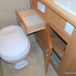 2004 Jayco GRANITE RIDGE 3100SS Class-C, Slide-Out, Clean * LOW MILES!-Thumbnail