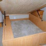 2004 Jayco GRANITE RIDGE 3100SS Class-C, Slide-Out, Clean * LOW MILES!-Thumbnail