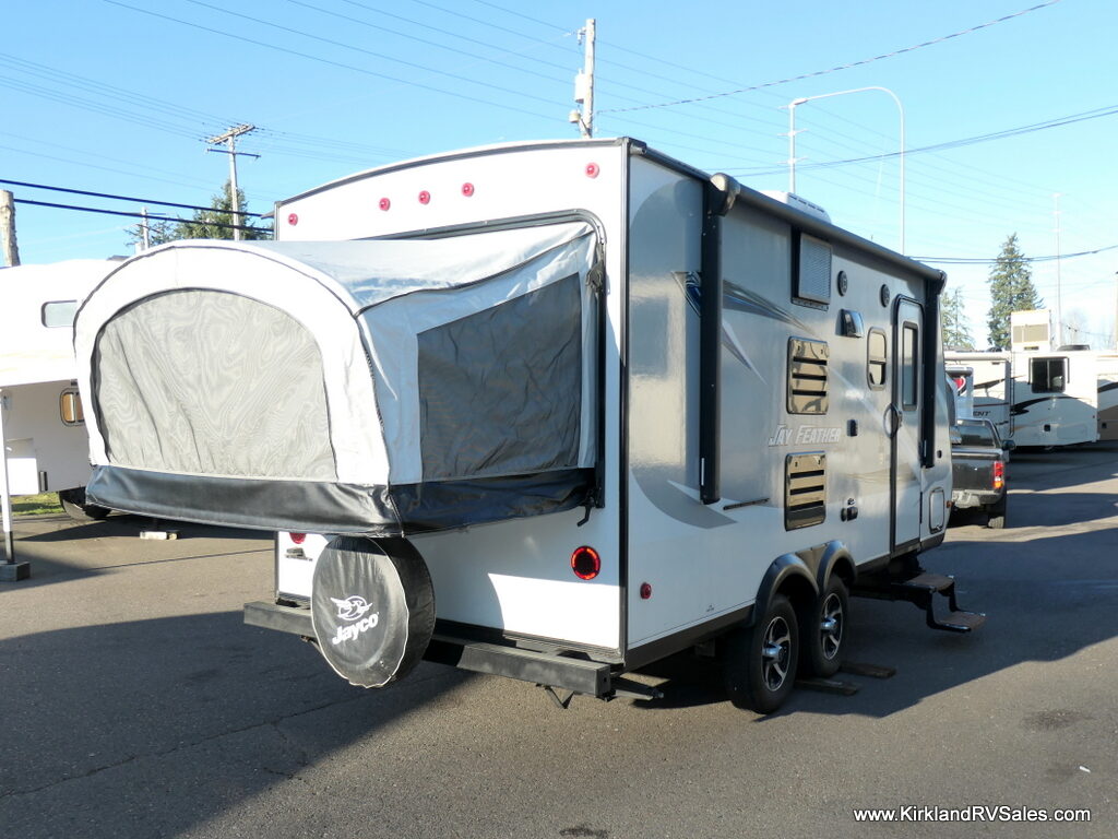 2017 Jayco JAY FEATHER 7 17XFD Travel Trailer, 3 Bed Pop-Outs, Double Axle-Image