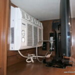 2017 Jayco JAY FEATHER 7 17XFD Travel Trailer, 3 Bed Pop-Outs, Double Axle-Thumbnail