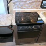 2018 Thor FREEDOM ELITE 23H Class-C, Non-Slide, Low Miles-Thumbnail