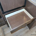 2018 Thor FREEDOM ELITE 23H Class-C, Non-Slide, Low Miles-Thumbnail