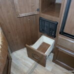 2018 Thor FREEDOM ELITE 23H Class-C, Non-Slide, Low Miles-Thumbnail