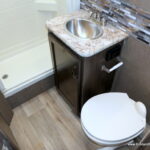 2018 Thor FREEDOM ELITE 23H Class-C, Non-Slide, Low Miles-Thumbnail