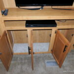 2009 Cedar Creek SILVERBACK 30LSA 5th/Wheel by Forest River, 3-Slide-Outs-Thumbnail