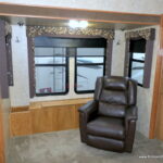 2009 Cedar Creek SILVERBACK 30LSA 5th/Wheel by Forest River, 3-Slide-Outs-Thumbnail