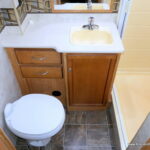 2011 Winnebago ACCESS PREMIER 31JP Class-C, 2-Slide-Outs, Bunk Beds-Thumbnail