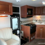 2015 VISTA 26HE Class-A, By Winnebago, Slide-Out, Only 27′-Thumbnail