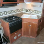 2015 VISTA 26HE Class-A, By Winnebago, Slide-Out, Only 27′-Thumbnail