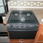 2015 VISTA 26HE Class-A, By Winnebago, Slide-Out, Only 27′-Thumbnail