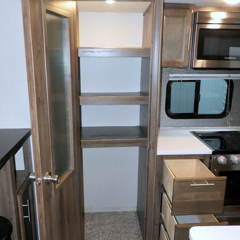 2019 Forest River CARDINAL Limited 3800RDLE 5th Wheel, 5-Slide-Outs-Image