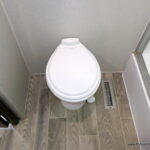 2019 Forest River CARDINAL Limited 3800RDLE 5th Wheel, 5-Slide-Outs-Thumbnail