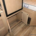 2019 Thor FOUR WINDS 22E Class-C, Low Miles, Sleeps-6, Non-Slide!-Thumbnail